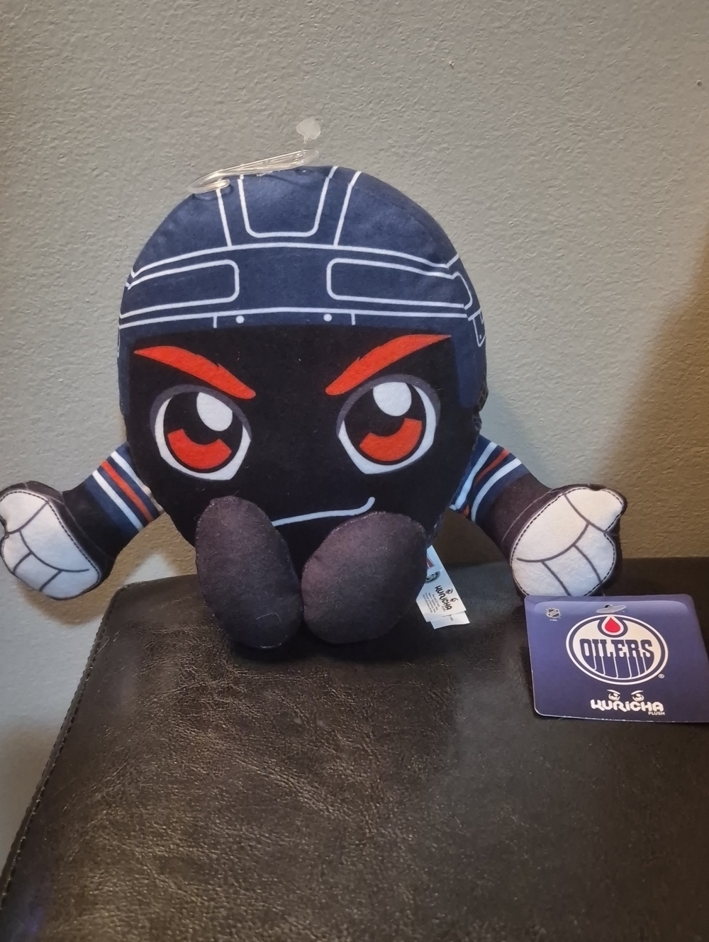 Bleacher Creature Edmonton Oilers Kuricha hockey puck plush